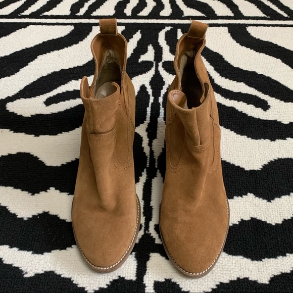 Blondo Irving Waterproof Suede Wedge Bootie In Cognac Size 9.5 - Picture 2 of 13